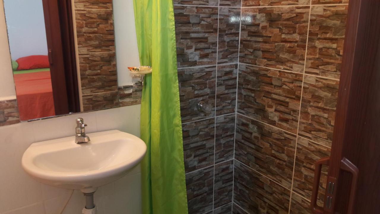 San Andres Vive Paradise Habitaciones Con Bano Privado A 80Mts De La Playa Principal エクステリア 写真